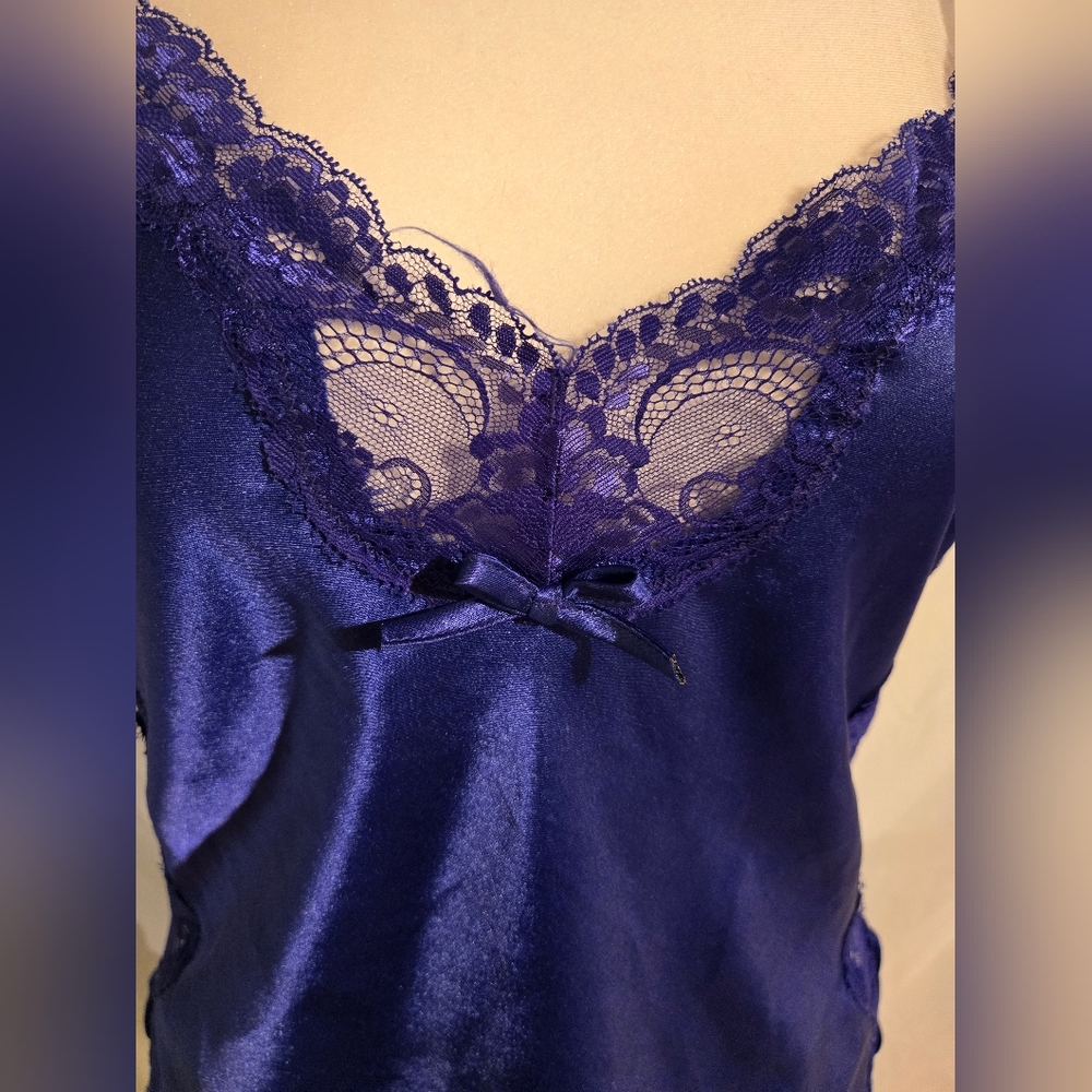 Shirley of Hollywood Lace Slip Tie Sides - Picture 6 of 10